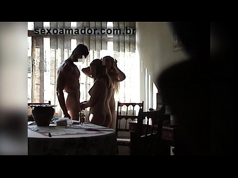 ❤️ Os amigos sexuais invitan a un home xigante e a un trío con el ☑ Vídeo porno en % gl.mobilecric.top % ❌️❤